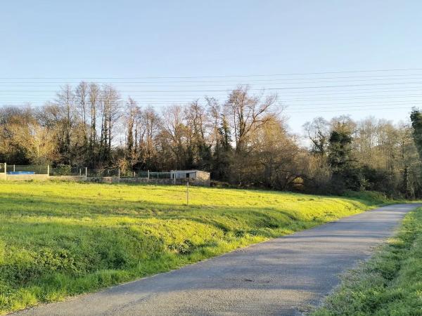 Terreno en avenida Salvador Allende