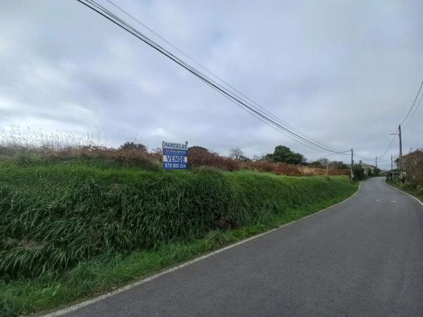Terreno en calle Pombo