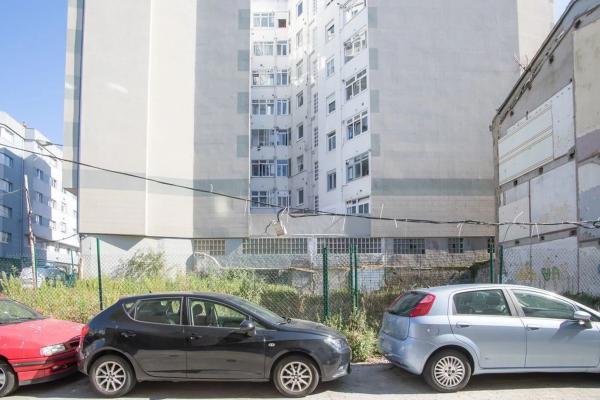 Terreno en calle Marconi, 16