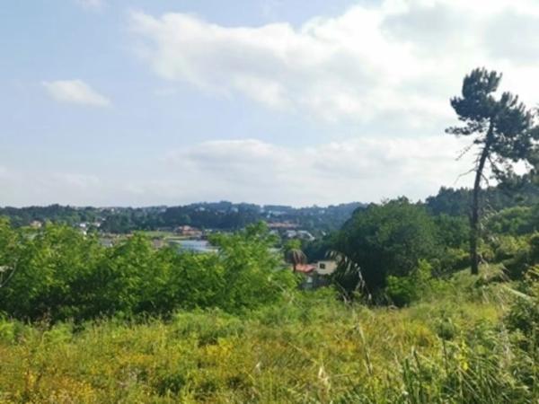 Terreno en calle Menciñeiros, 5