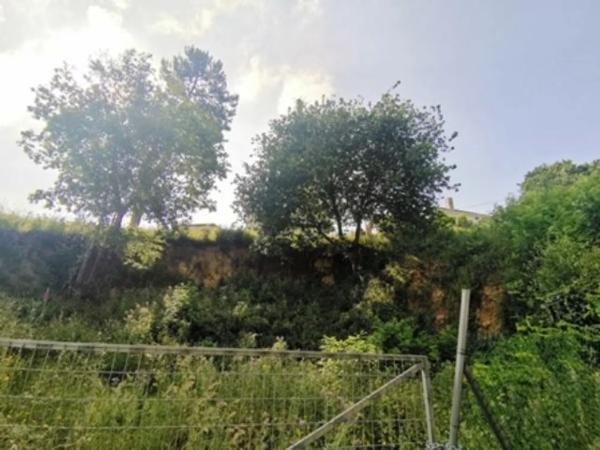 Terreno en calle Menciñeiros, 5