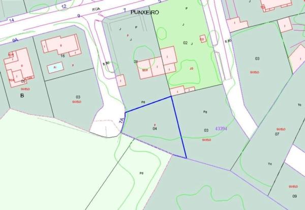 Terreno en calle dos Trovadores