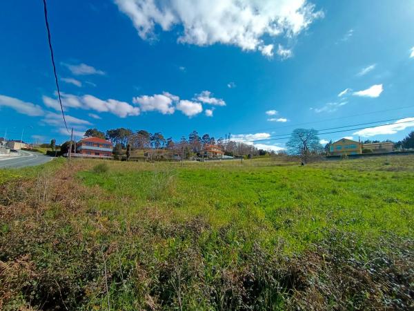 Terreno en travesía de Oseiro