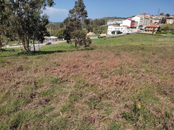 Terreno en travesía de Oseiro