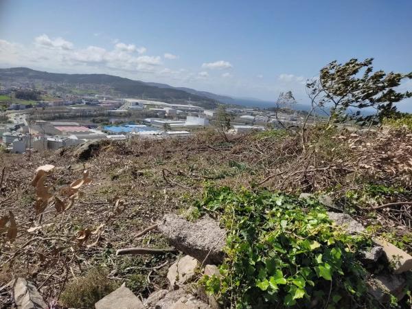 Terreno en travesía de Oseiro