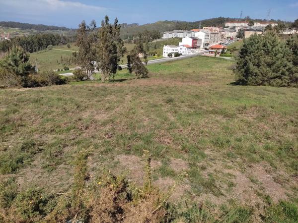 Terreno en travesía de Oseiro