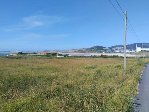 Terreno en calle Praia de Repibelo