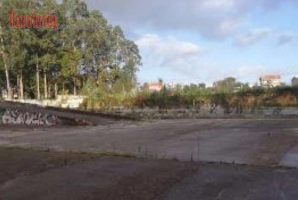 Terreno en Lendoiro