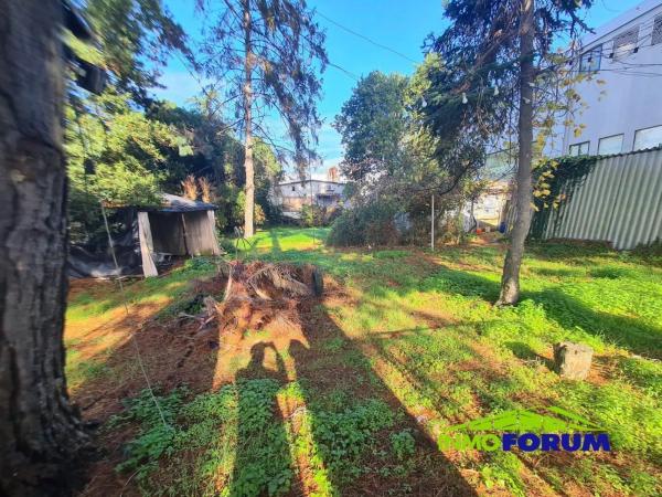 Terreno en calle Seixo