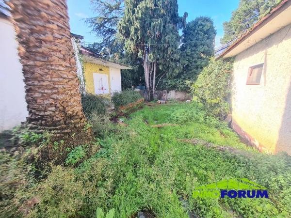 Terreno en calle Seixo