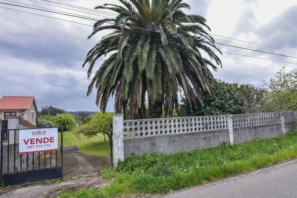 Terreno en avenida Giménez Herrero, 109 -99