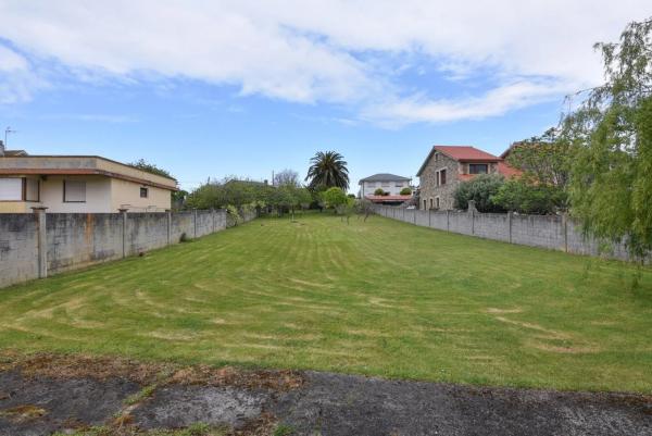 Terreno en avenida Giménez Herrero, 109 -99