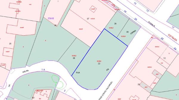 Terreno en calle Vicente Otero Valcarcel