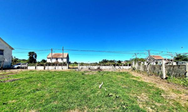 Terreno en De Carnoedo