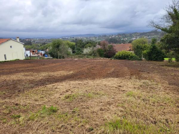 Terreno en calle Alexandre Bóveda, 31