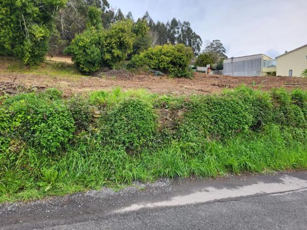 Terreno en calle Alexandre Bóveda, 31
