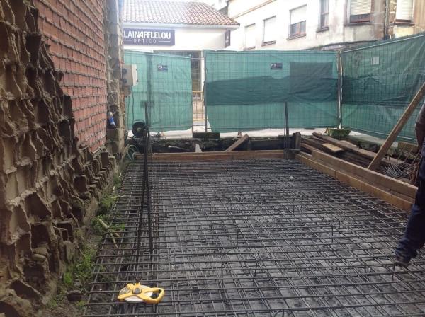 Terreno en calle Linares Rivas, 16