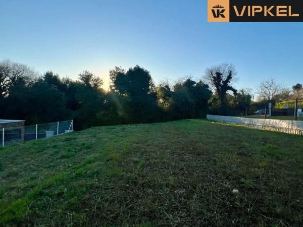 Terreno en calle Federico Manciñeira