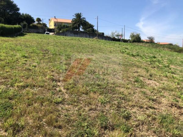 Terreno en Lugar de Barral, Cos