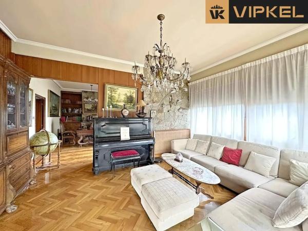 Terreno en calle Paraíso