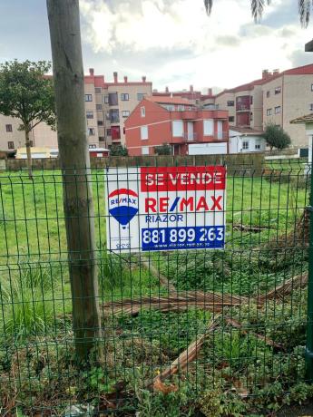 Terreno en calle de Sabon s/n