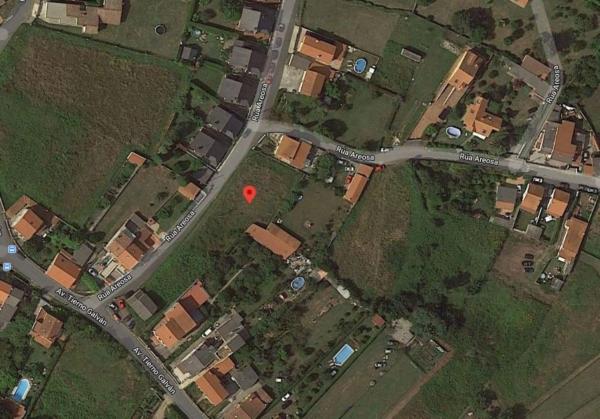 Terreno en calle Areosa