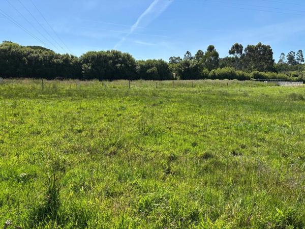 Terreno en calle Os Casas