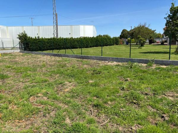 Terreno en calle Os Casas