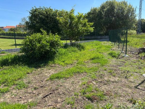 Terreno en calle Os Casas