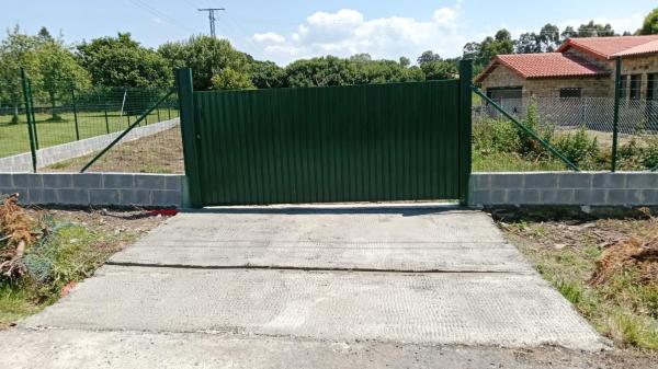 Terreno en calle Os Casas