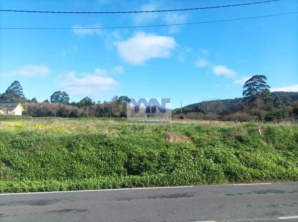 Terreno en Feal-Xuvia