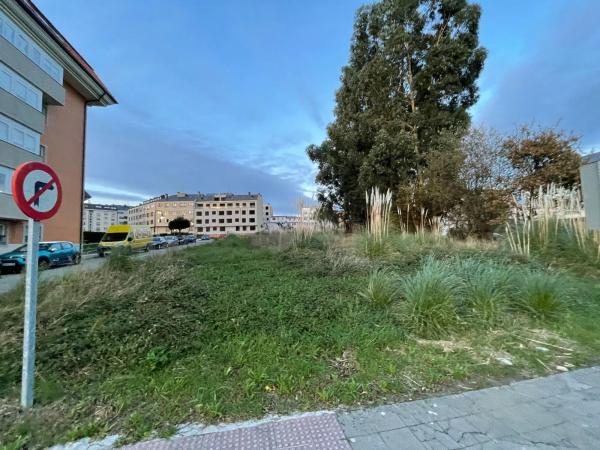 Terreno en calle Reis Magos
