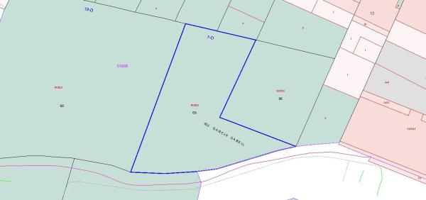 Terreno en calle Reis Magos