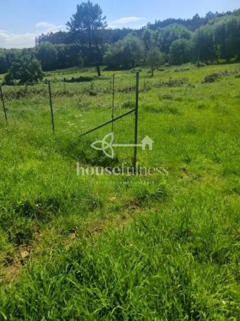 Terreno en Feal-Xuvia