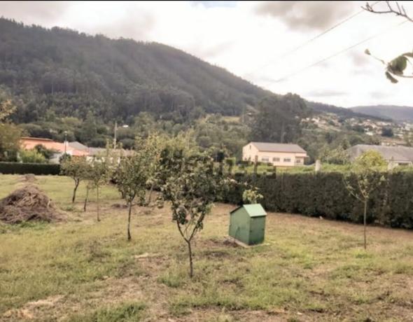 Terreno en camino do Trece, 84