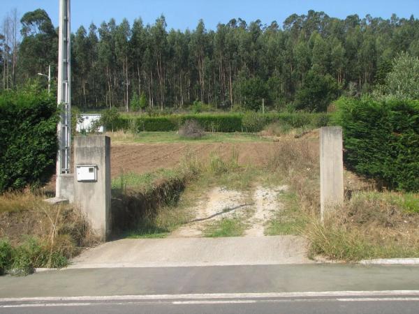 Terreno en camino do Trece, 84
