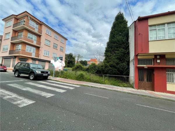 Terreno en calle Irmandade, 47
