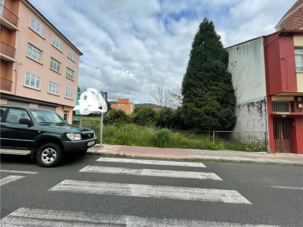 Terreno en calle Irmandade, 47