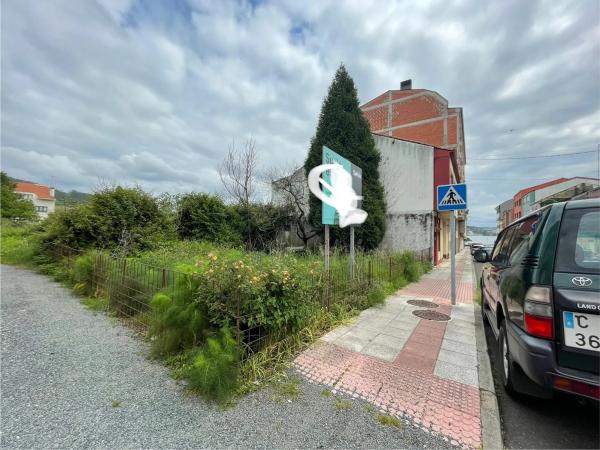 Terreno en calle Irmandade, 47