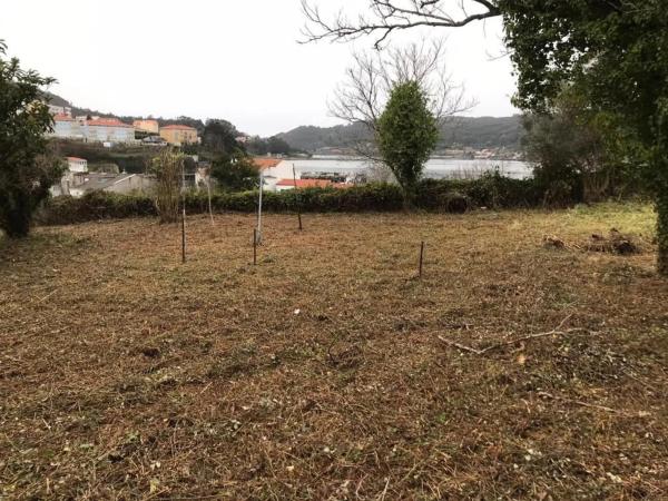 Terreno en calle Catroventos