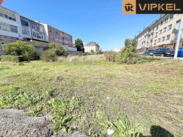 Terreno en calle Ferrol