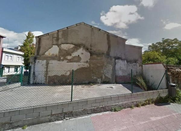 Terreno en calle Alegre