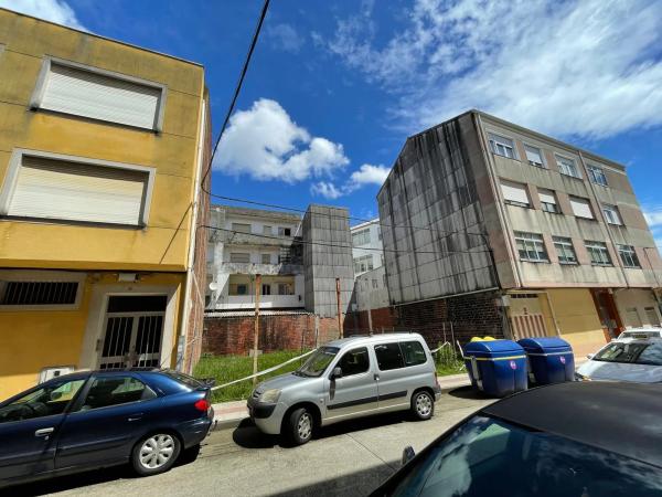 Terreno en calle Santiago