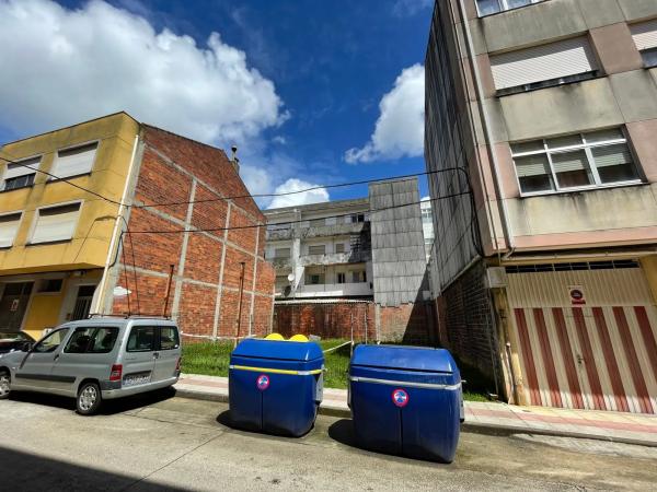 Terreno en calle Santiago