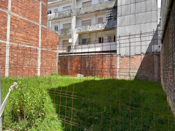 Terreno en calle Santiago