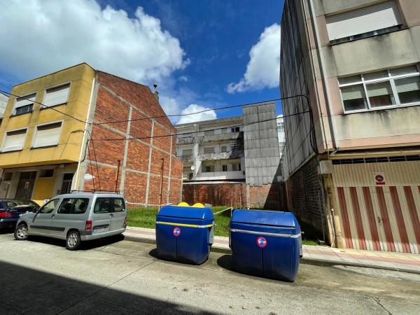 Terreno en calle Santiago