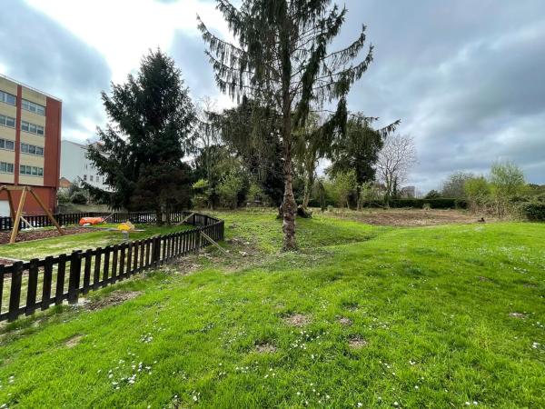 Terreno en camino de Castela