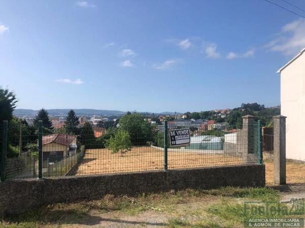 Terreno en calle Revolta