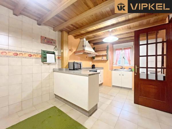 Terreno en avenida de Santa Mariña