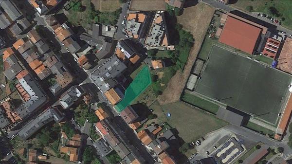 Terreno en avenida Castelao, 55